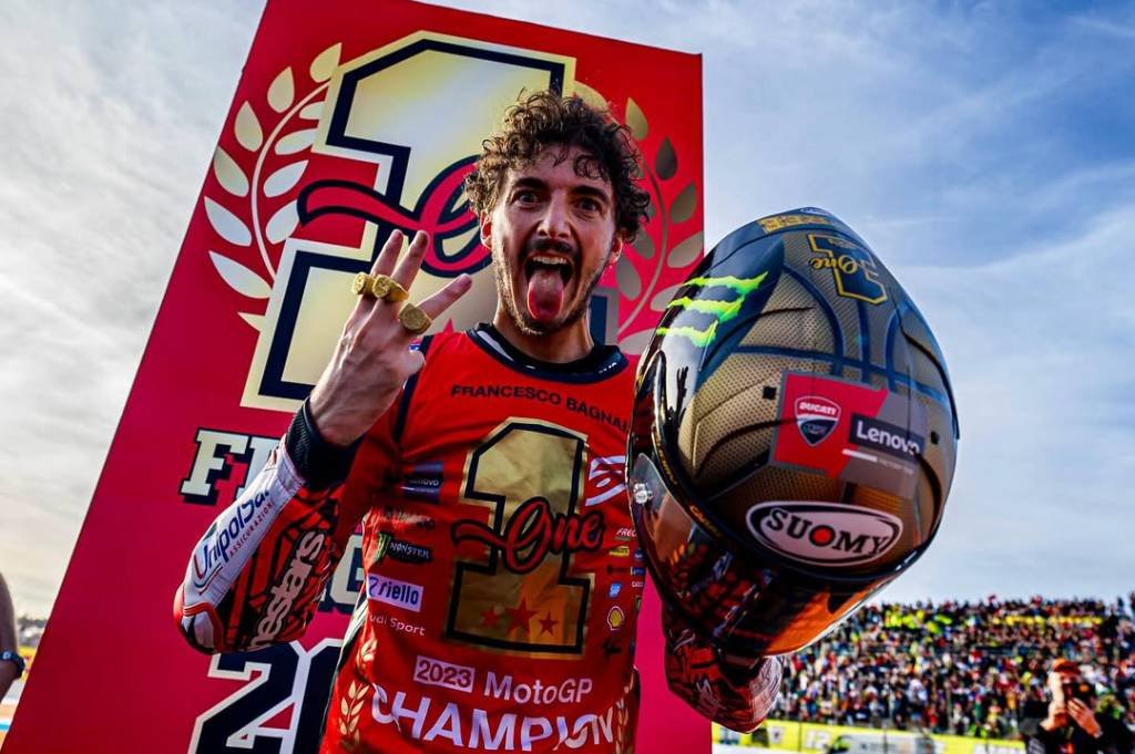 Francesco Bagnaia Tak Sabar Hadapi Toprak Razgatlioglu di MotoGP 2026, Yamaha Jadi Ancaman Baru!